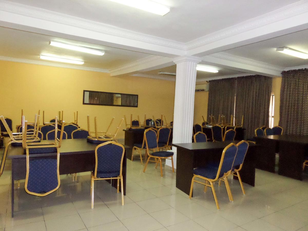 Aries Suites Лаґос Екстер'єр фото