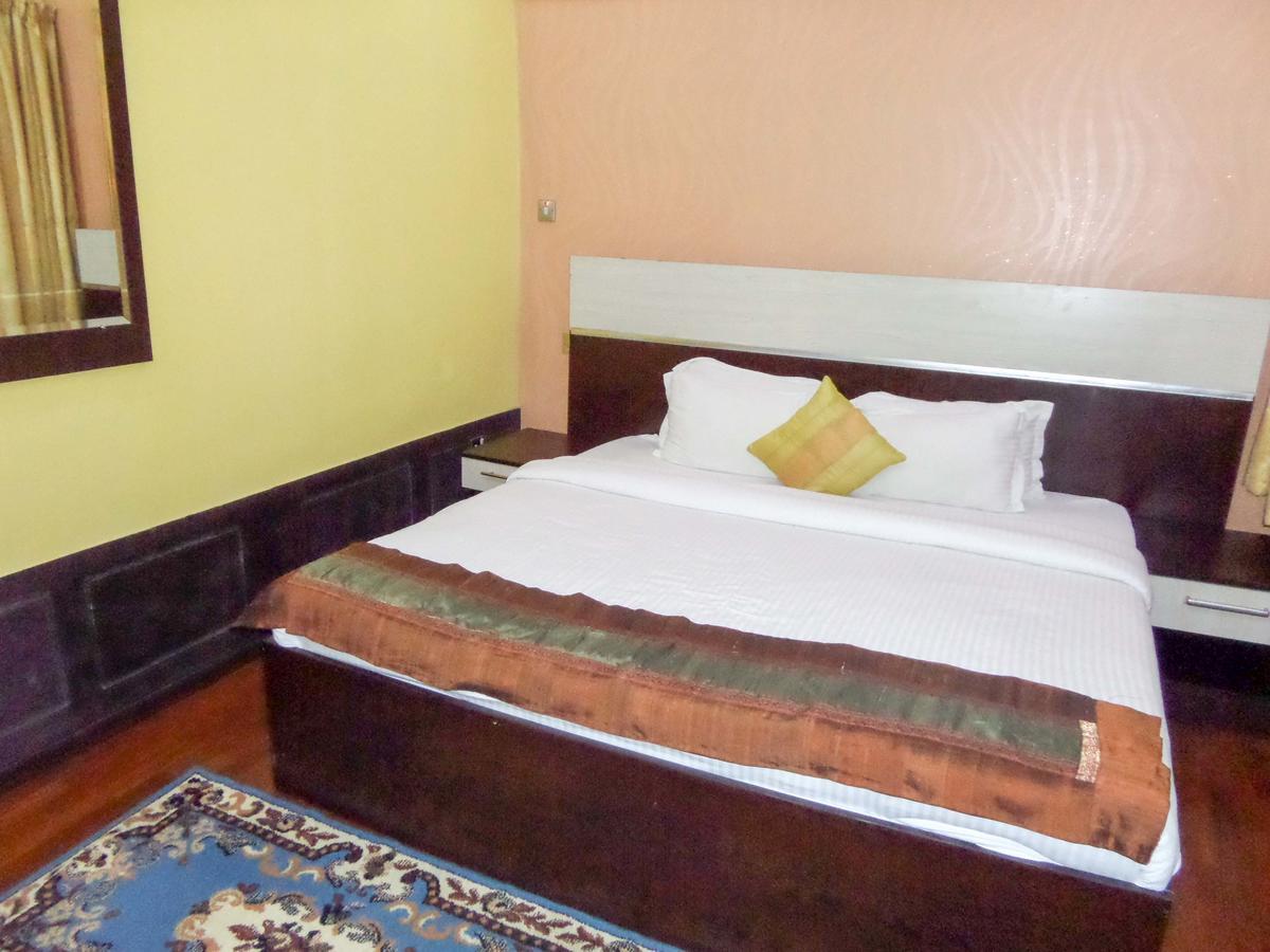 Aries Suites Лаґос Екстер'єр фото