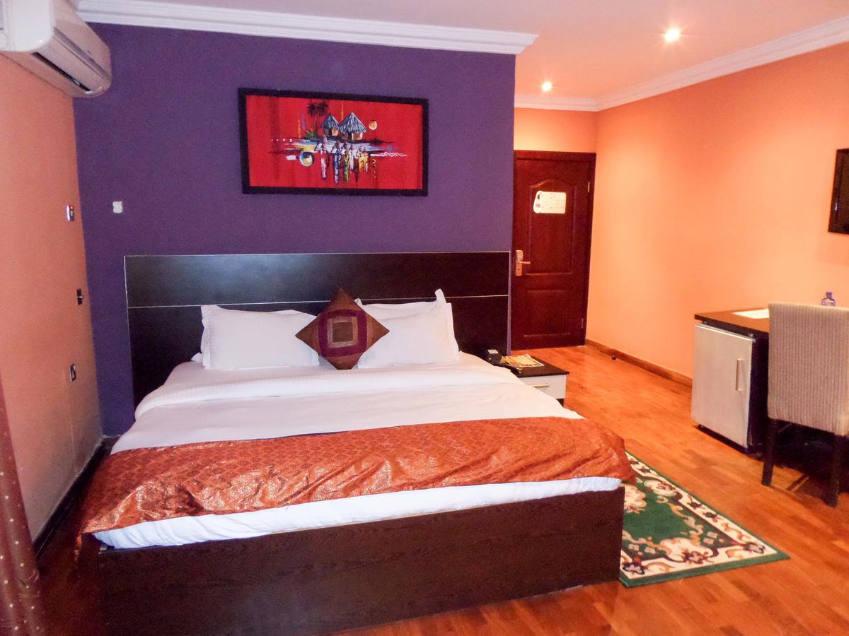 Aries Suites Лаґос Екстер'єр фото
